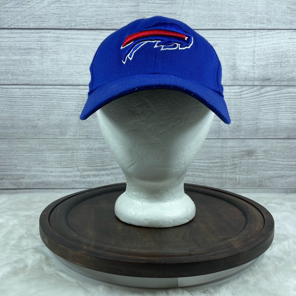 New Era Bills Hat - Picture 5 of 7